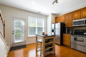 5 Jawaban dari Pertanyaan Kenapa harus Punya Kitchen Set?