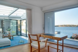 Biar Kusen Apartemen Tepi Pantai Tidak Gampang Rusak, Pakai Material UPVC
