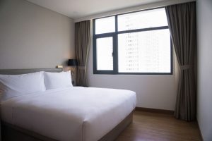 Desain Penginapan Glamping. Coba Terapkan dengan UPVC Juga!
